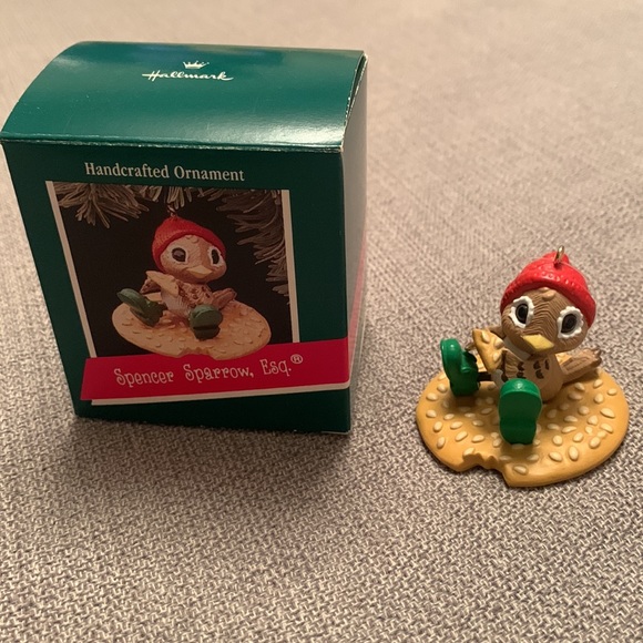 Hallmark KEEPSAKE Ornament SPENCER SPARROW, ESQ. 1989 Christmas - Picture 8 of 8